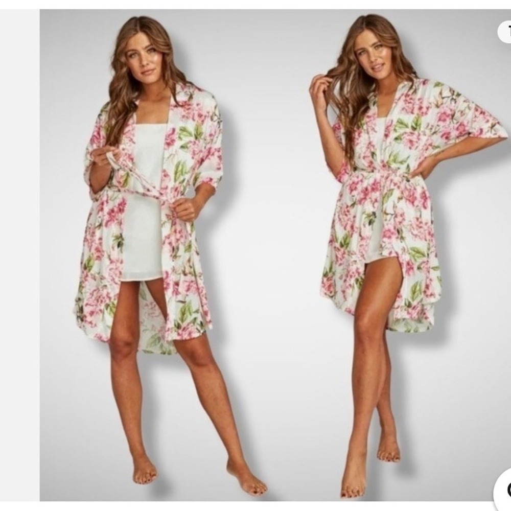 Show Me Your Mumu Floral Robe Pink White Peony Short Sleeve Kimono One Size O/S